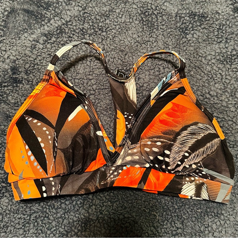 LiCi Fit Strappy Sports Bra - S/M